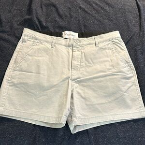 calvin klein men’s khaki shorts